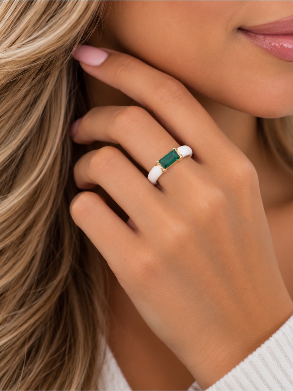 Gold Luxury Emerald Baguette Crystal Enamel Ring